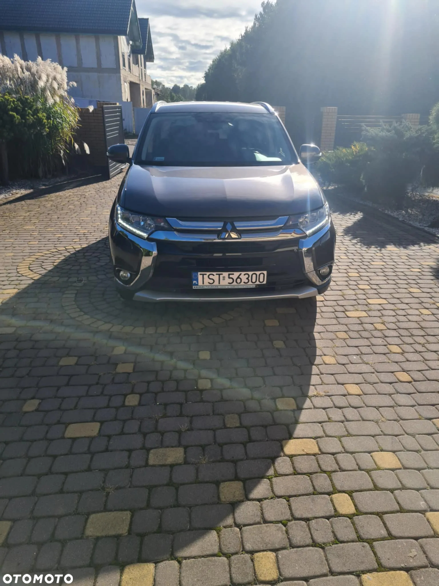 Mitsubishi Outlander 2.0 Intense + Navi 4WD CVT - 6