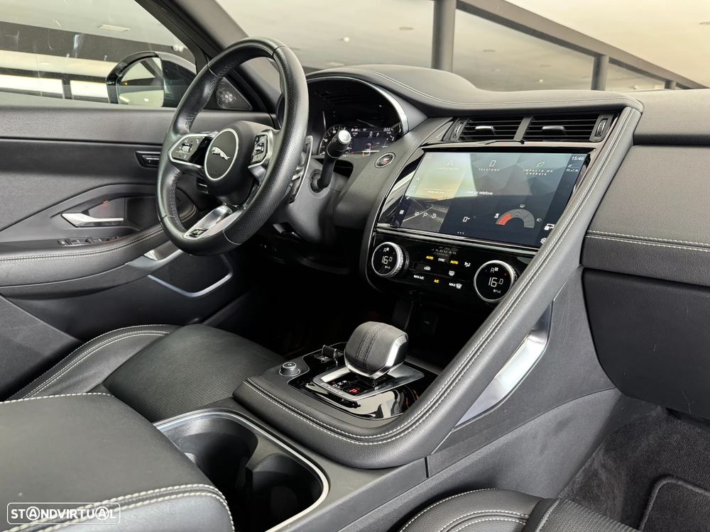 Jaguar E-Pace 1.5 P300e R-Dynamic HSE AWD Aut. — fotografia 55