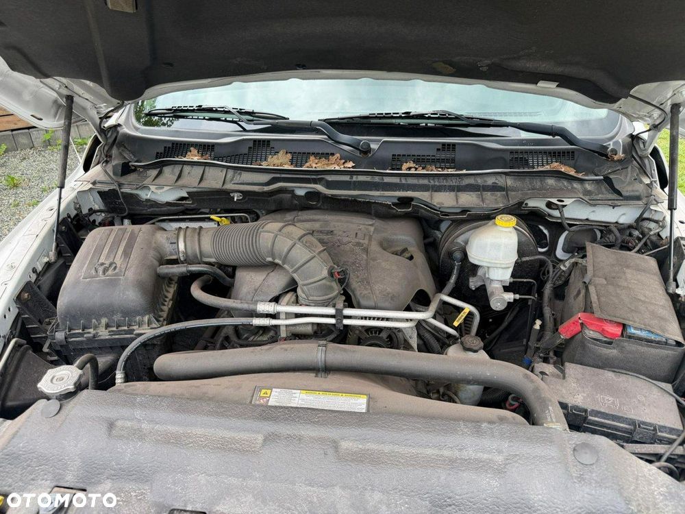Dodge RAM 5.7 4x4 - 28