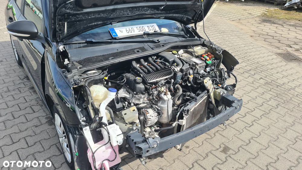 Peugeot 208 PureTech 75 Active - 10