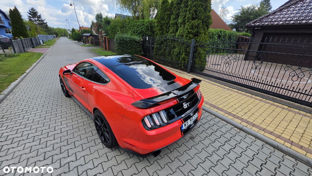 Ford Mustang 5.0 V8 GT - 6