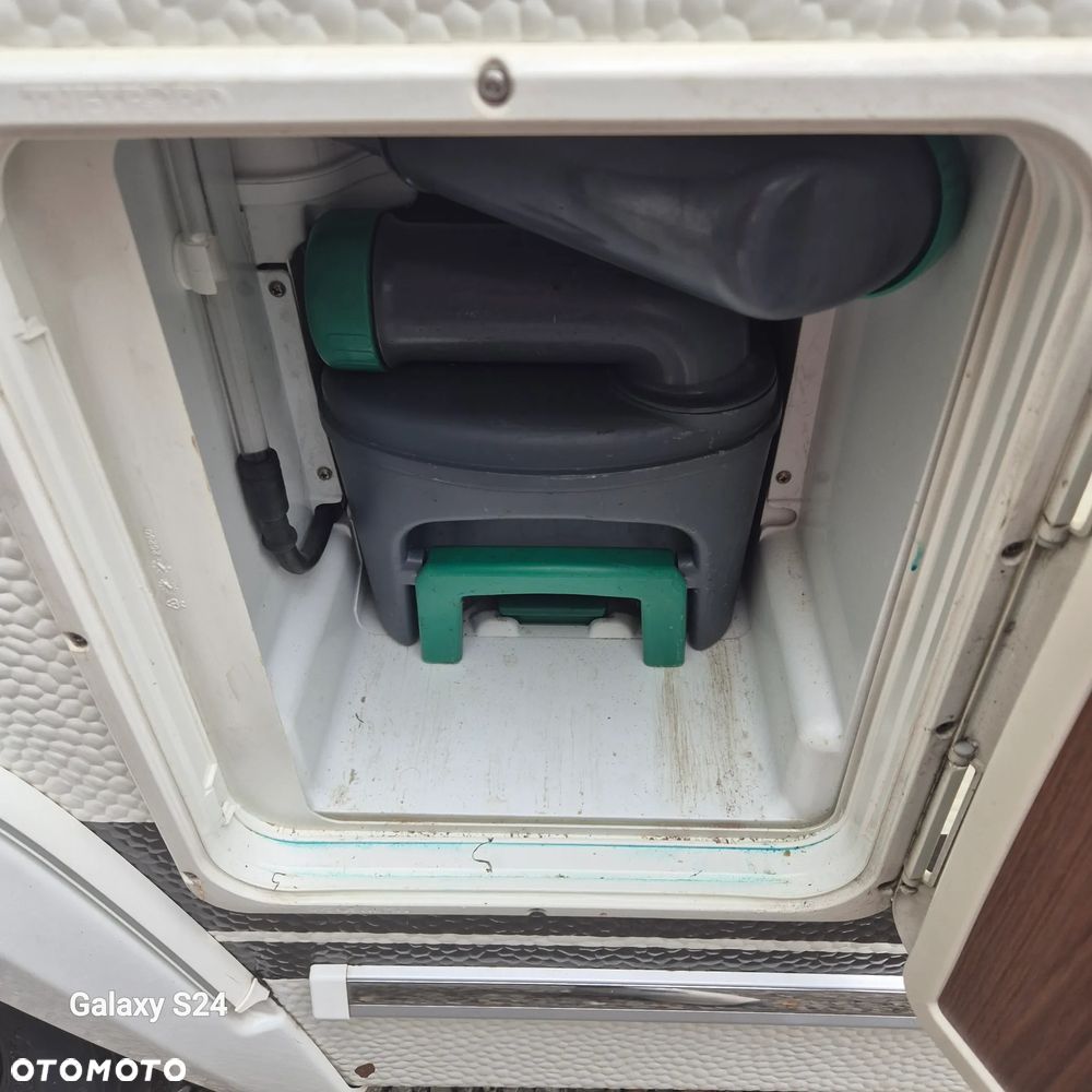 Fendt Caravan/Opal 550 - 8