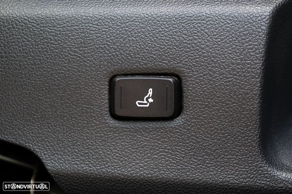 Toyota Corolla 2.0 Hybrid Comfort+P.Sport - 31