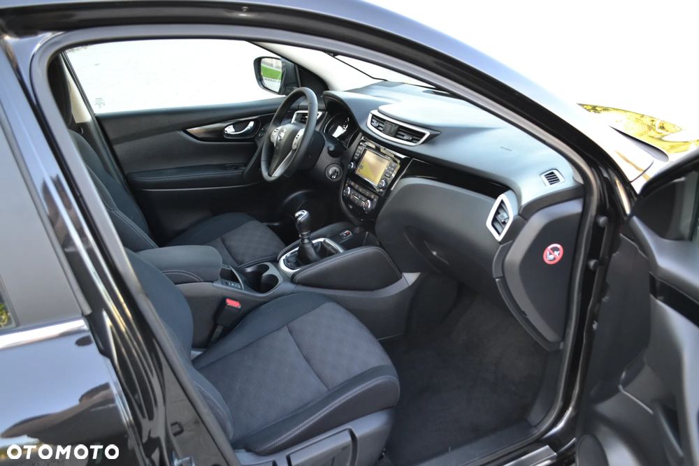 Nissan Qashqai 1.6 DCi Tekna - 24