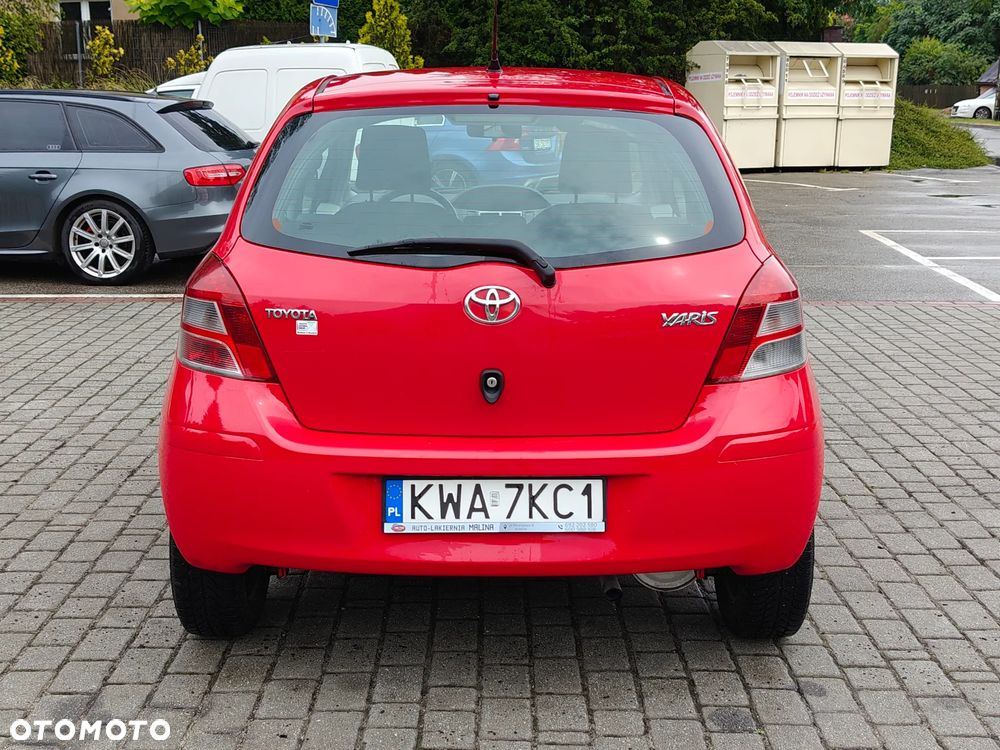 Toyota Yaris 1.33 Dynamic - 10