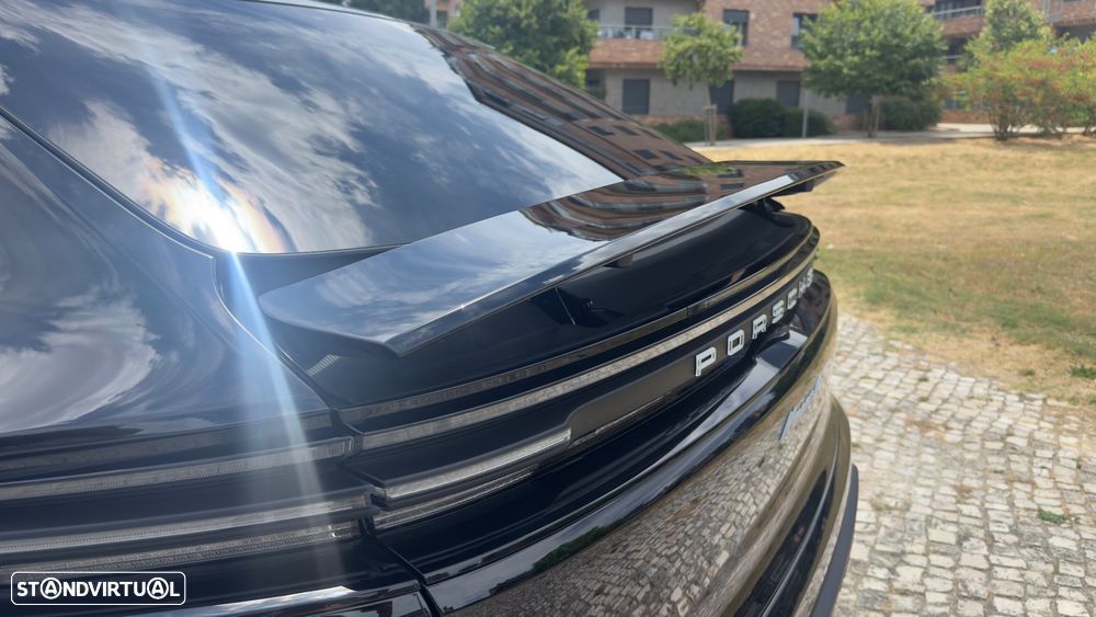 Porsche Macan Electric 4 - 8
