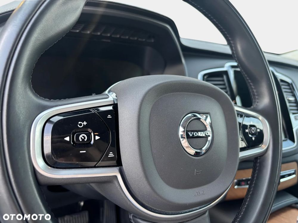 Volvo XC 90 B5 D AWD Inscription 7os - 39