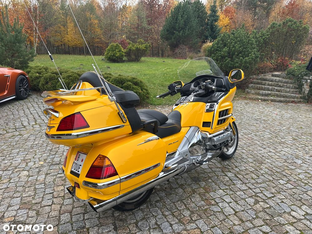 Honda GL - 12