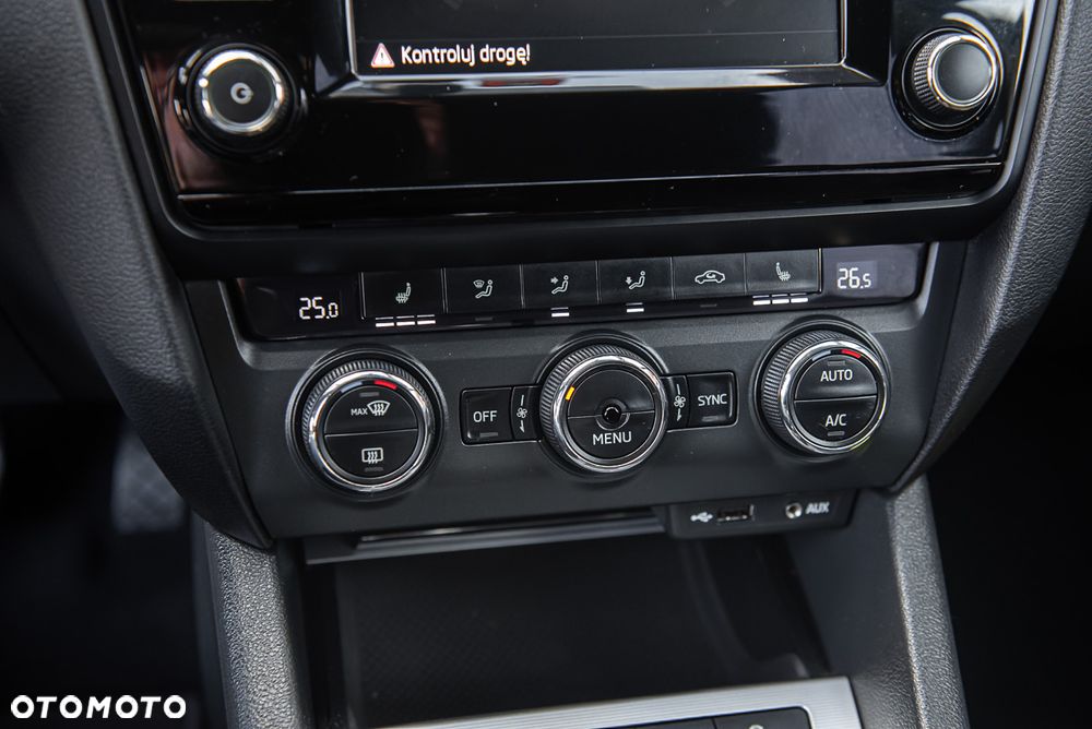 Skoda Octavia 2.0 TDI 4x4 Elegance DSG - 27