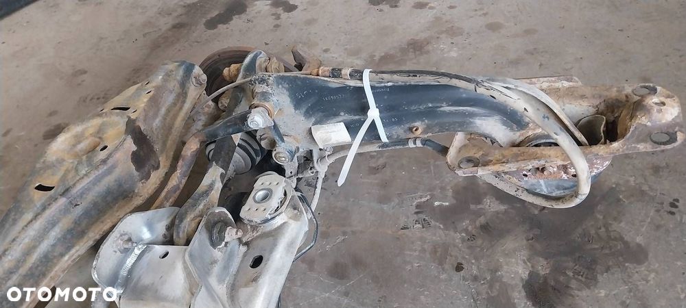 KOMPLETNE ZAWIESZENIE BELKA SANKI TYŁ DYFER DYFERENCJAŁ GOLF V 4x4 - 6