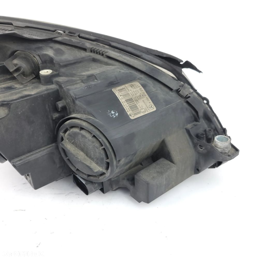 MERCEDES W204 LAMPA PRZEDNIA PRZÓD LEWA XENON NIESKRĘTNY A2048202961 EU - 11