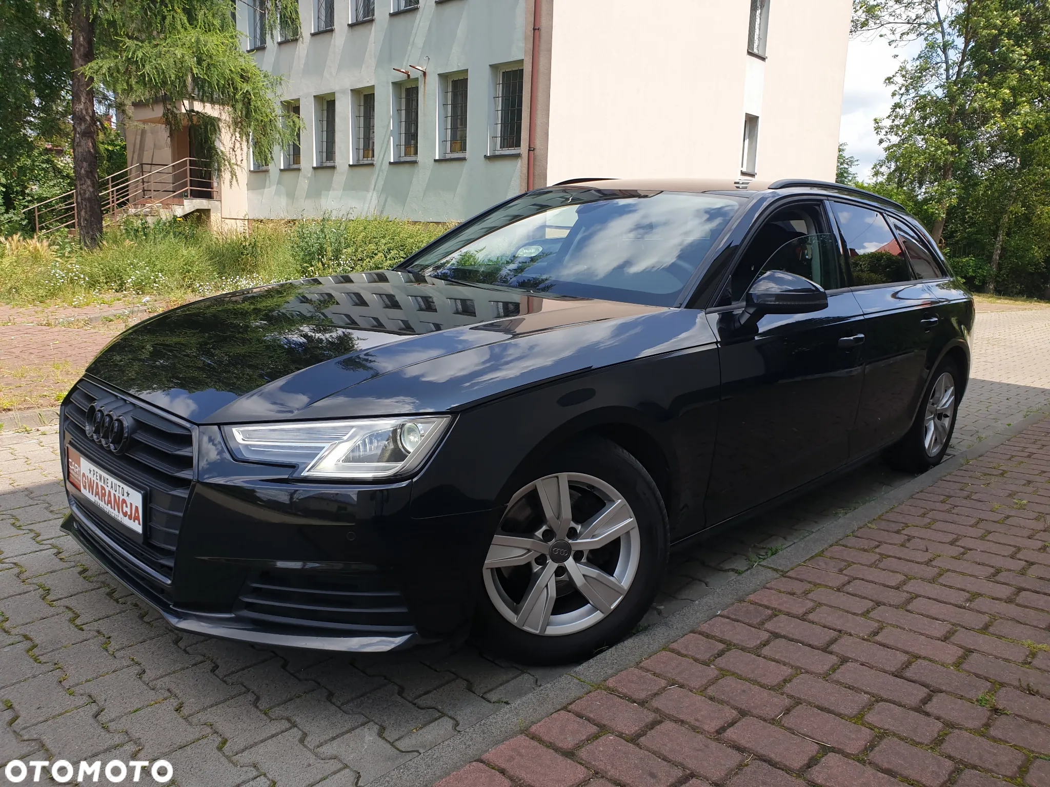 Audi A4 Avant 2.0 TDI ultra - 14