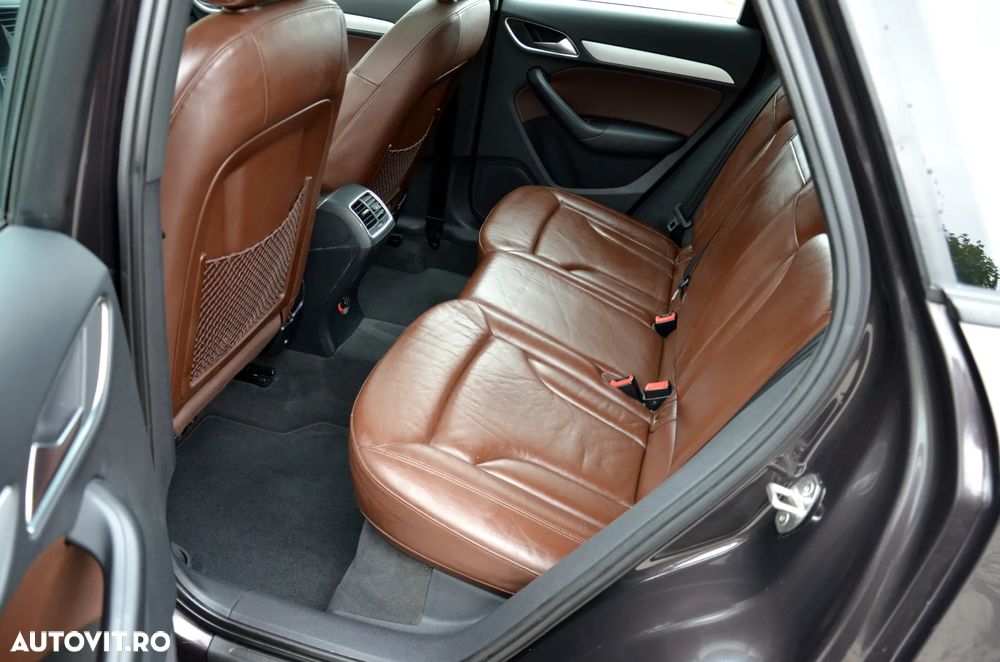 Audi Q3 2.0 TFSI Quattro Stronic Design - 15