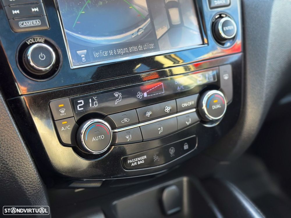 Nissan Qashqai 1.5 dCi 360 - 17