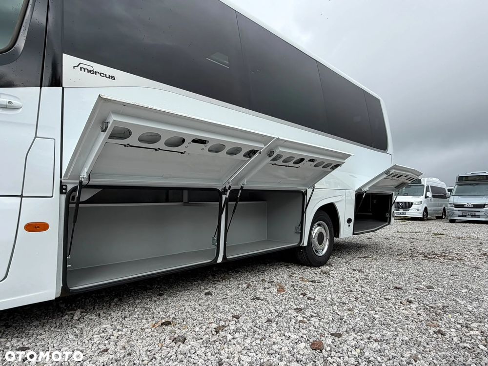 Mercedes-Benz Sprinter 519 - 13