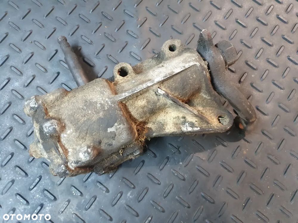 PRZEKŁADNIA KIEROWNICZA  FIAT 125P - 3