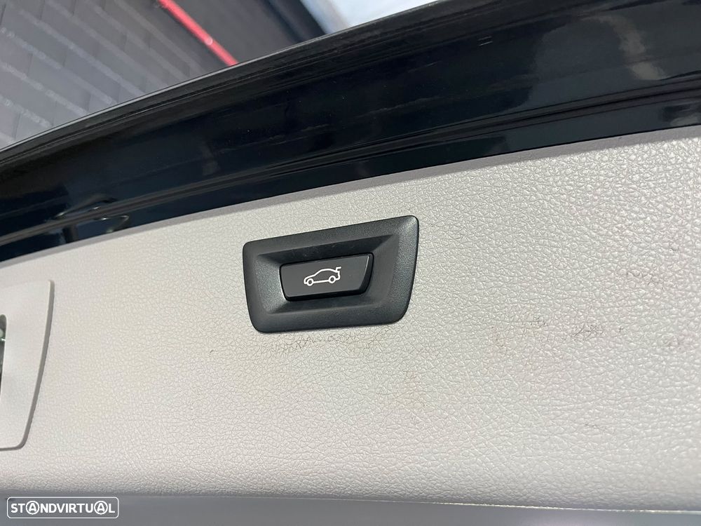 Volvo XC 70 2.0 D4 Momentum Geartronic - 36