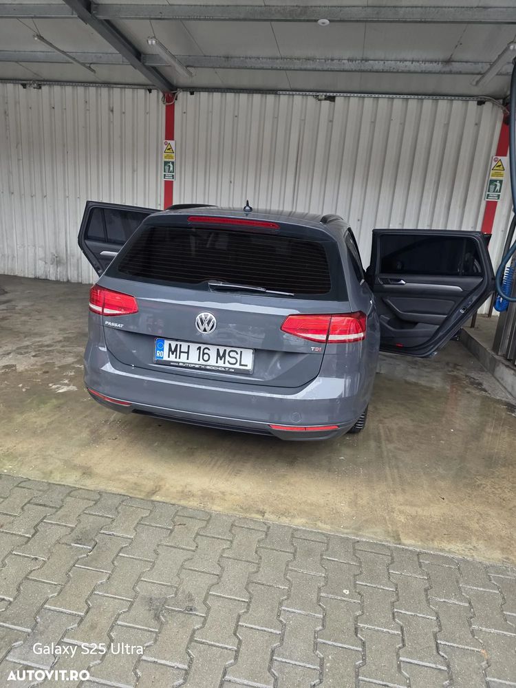 Volkswagen Passat Variant 1.6 TDI SCR DSG Comfortline - 6