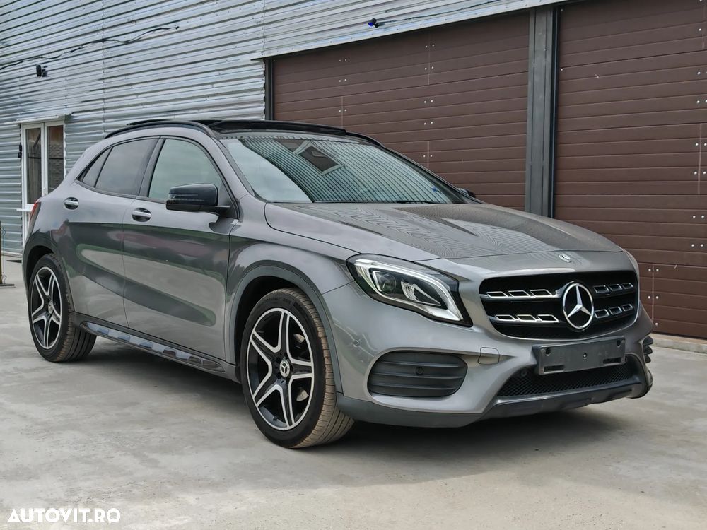 Mercedes-Benz GLA 200 7G-DCT AMG Line - 1
