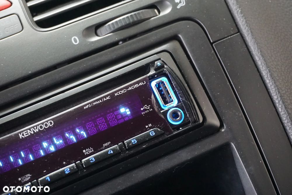 Volkswagen Golf 1.6 Tour - 33