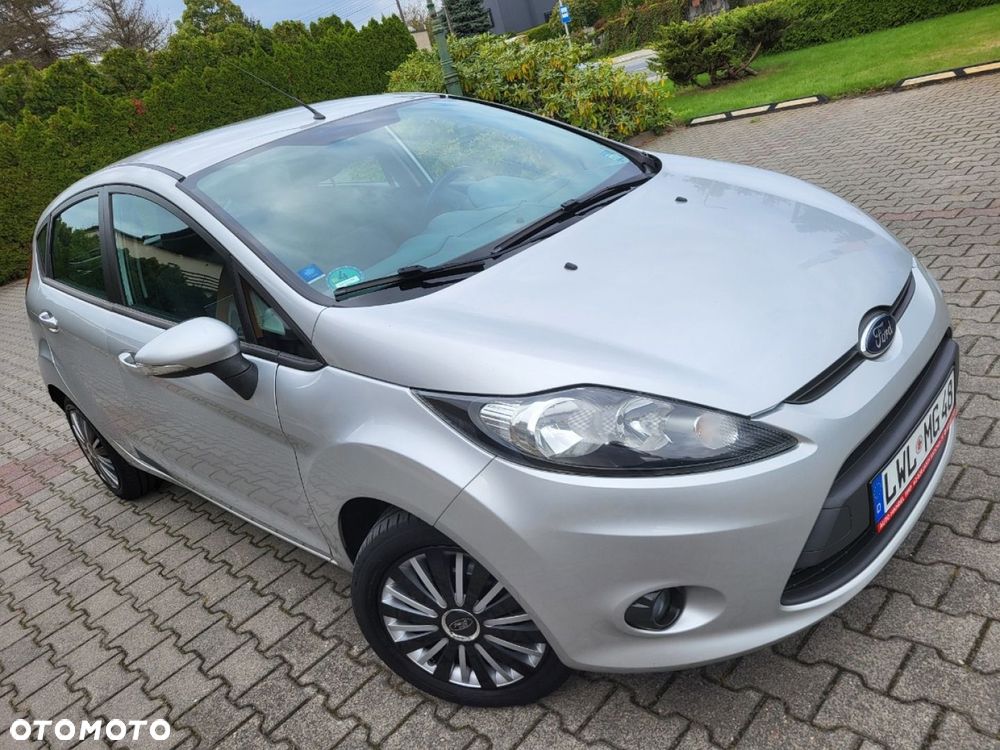 Ford Fiesta - 23