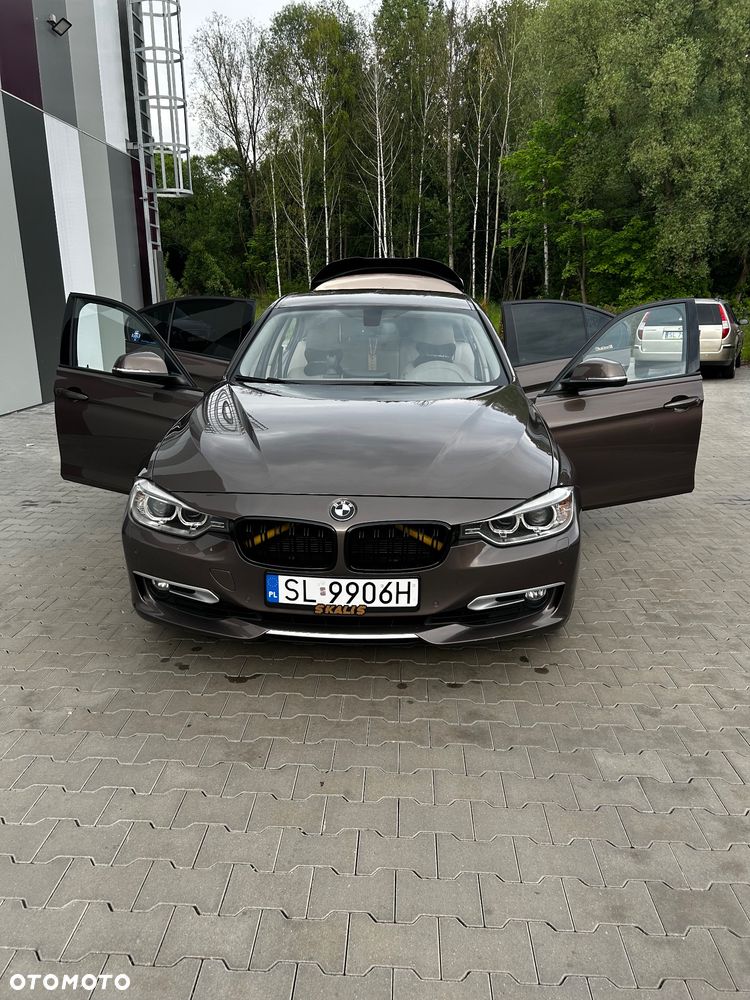 BMW Seria 3 328i Modern Line - 18