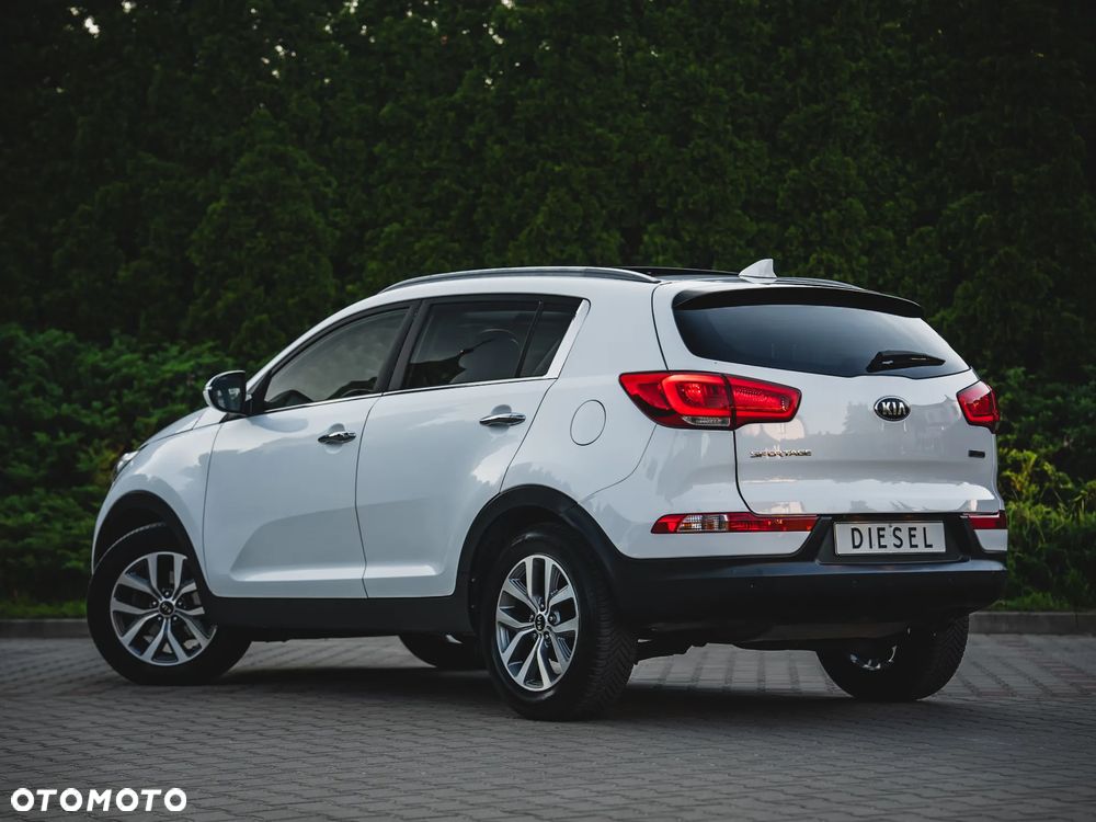 Kia Sportage 1.7 CRDI 2WD ISG Dream-Team Edition - 18