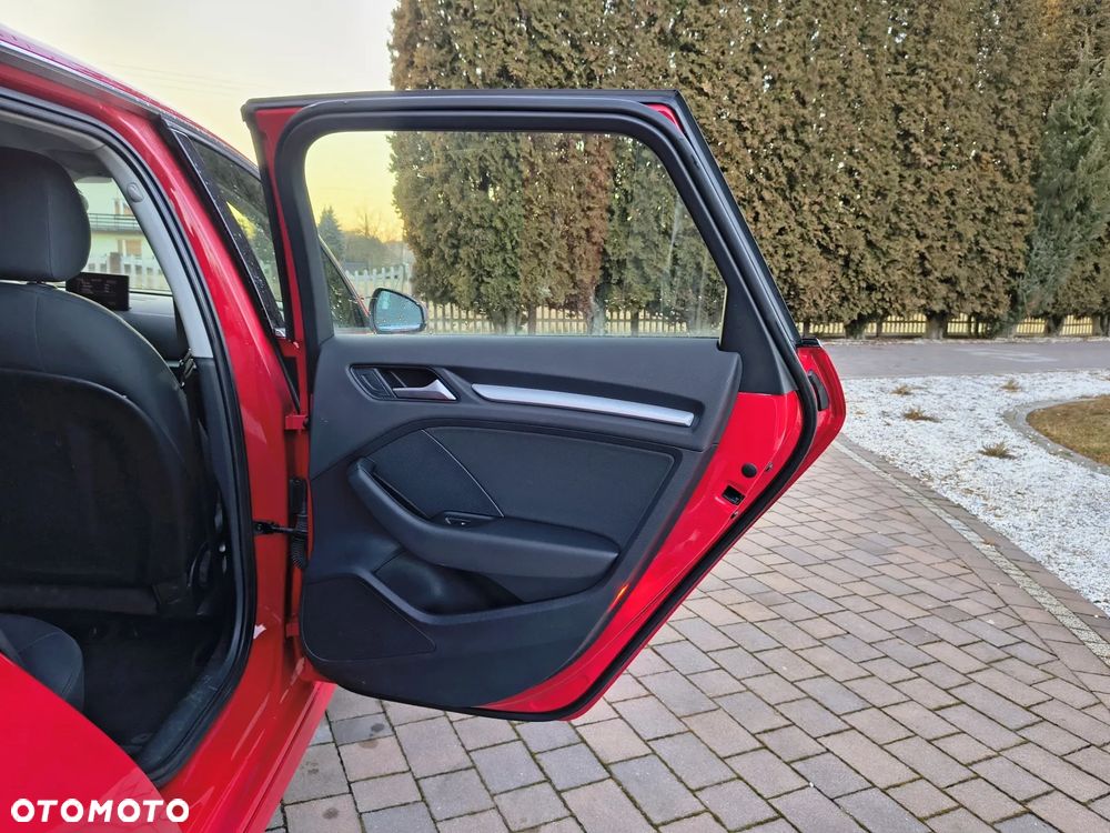 Audi A3 Sportback - 18