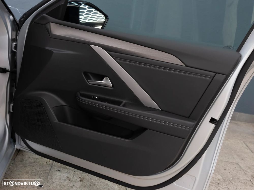 Opel Astra Sports Tourer 1.5 D GS Line Aut. - 12