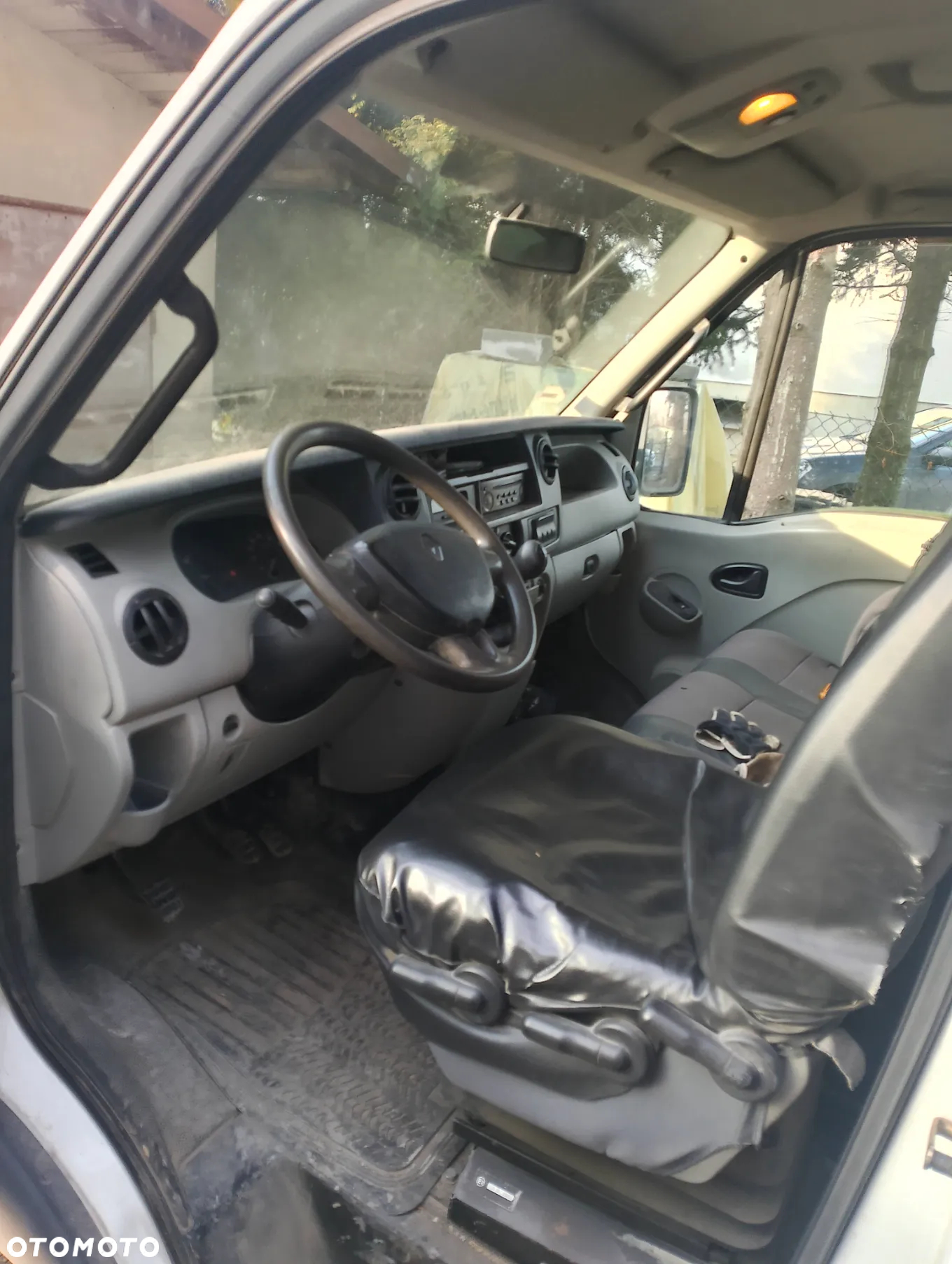 Renault mascott - 3