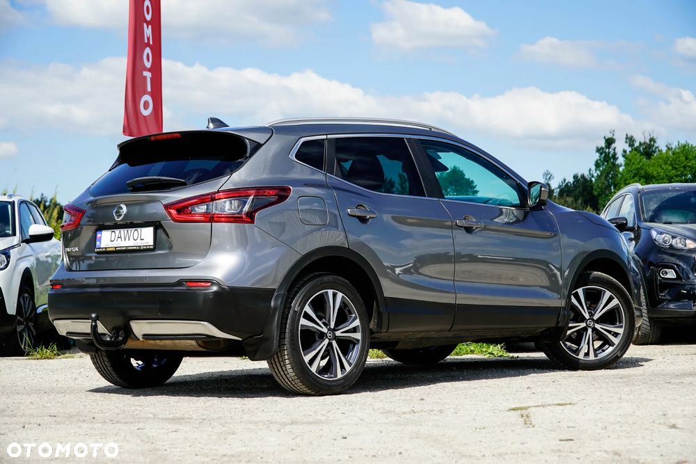 Nissan Qashqai 1.2 DIG-T Tekna EU6 - 16