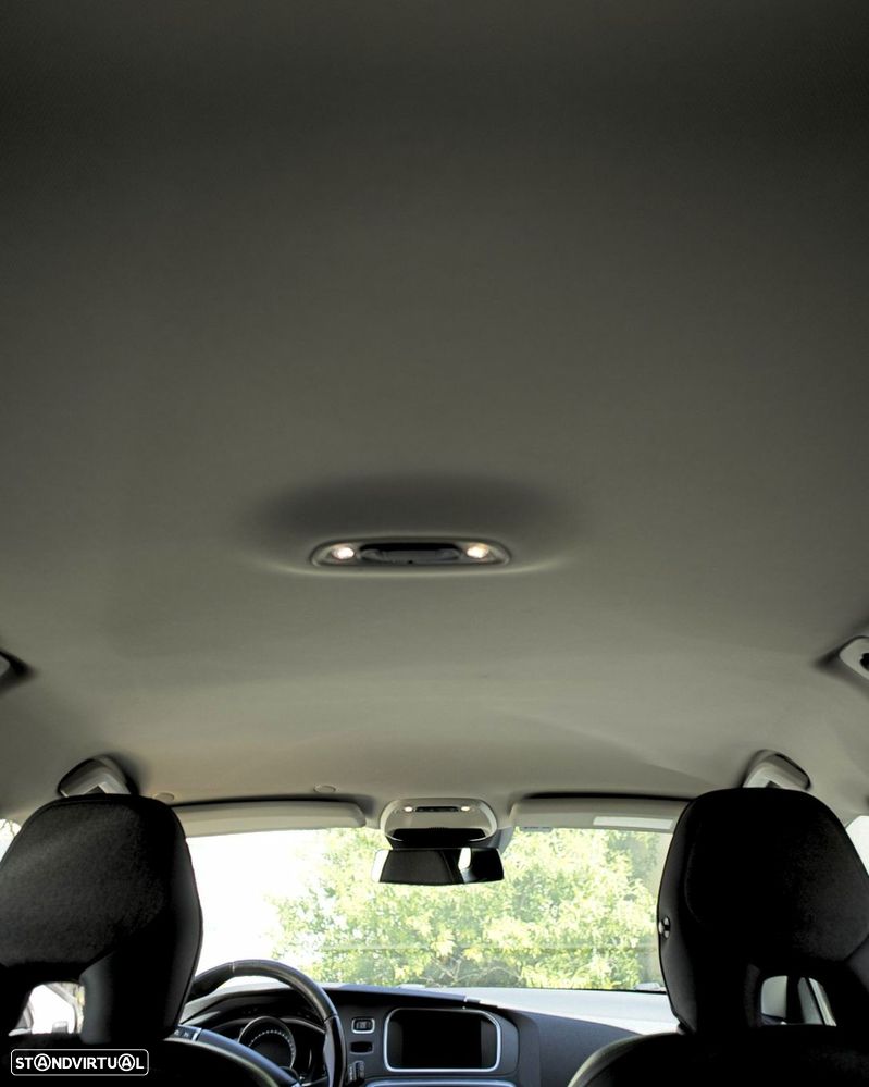 Volvo V40 1.6 D2 Momentum - 15