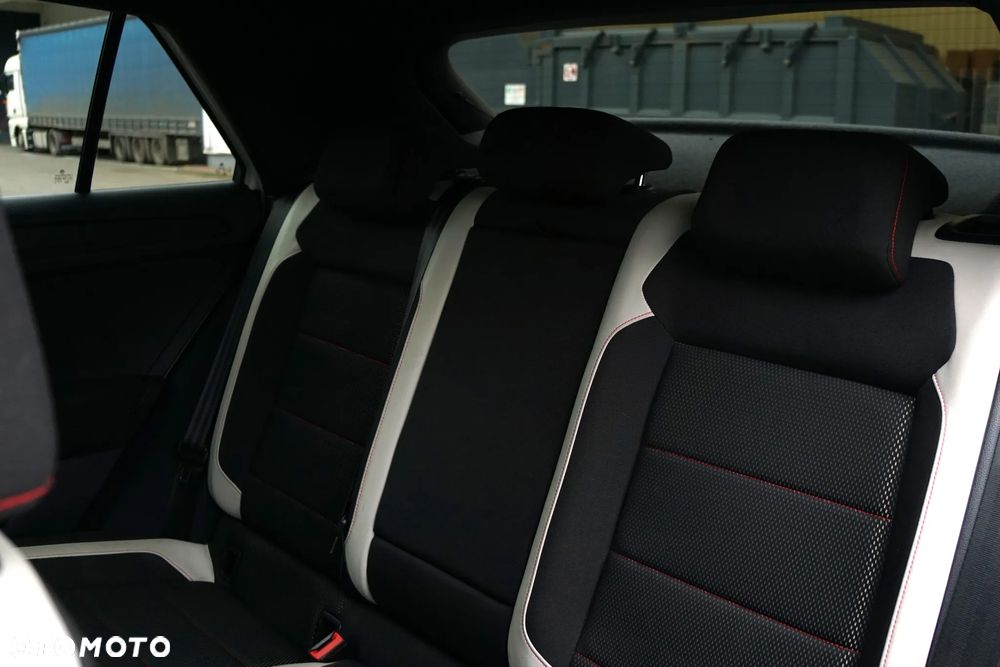 Volkswagen T-Roc 2.0 TSI 4Motion Premium DSG - 17