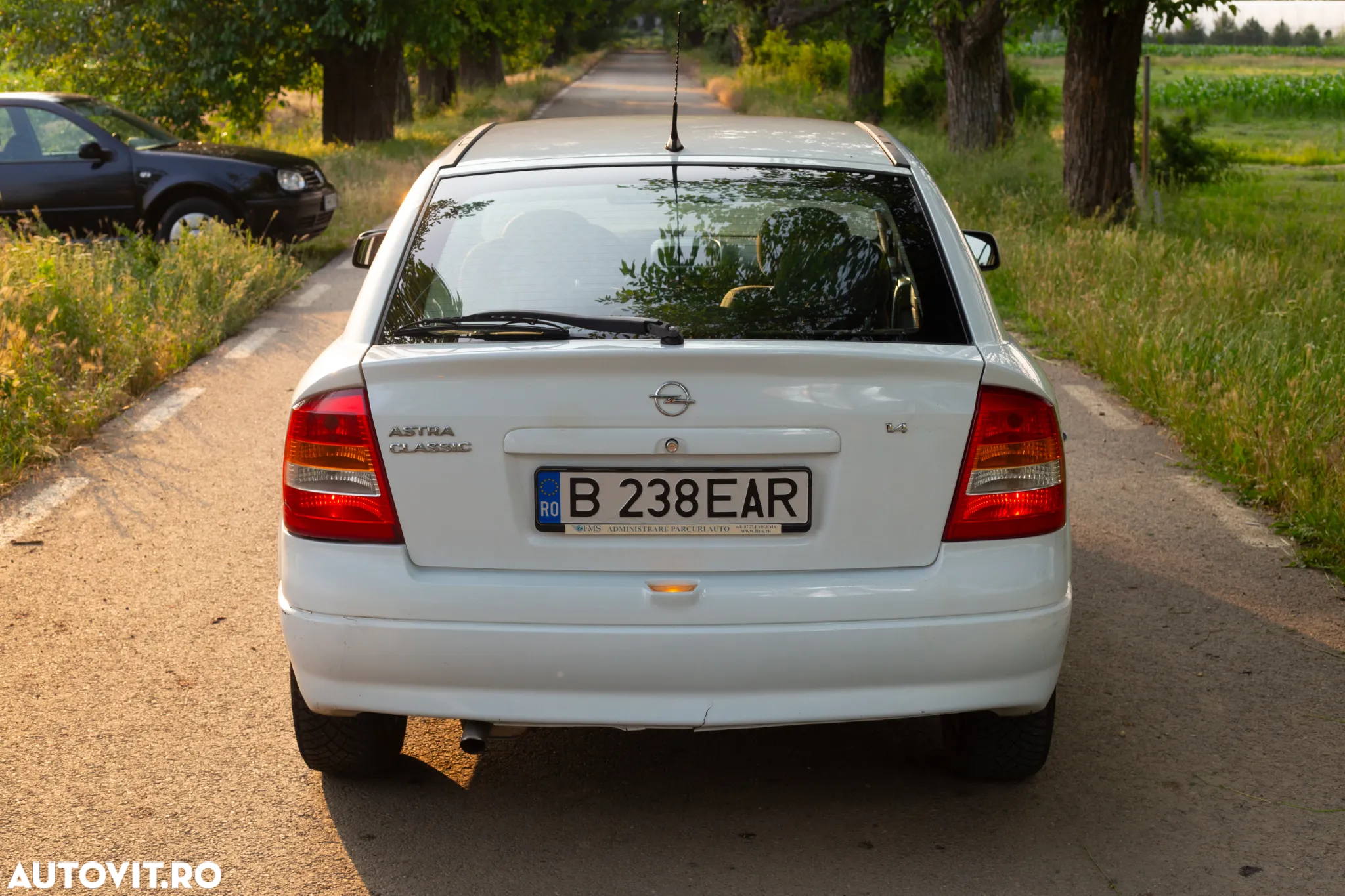 Opel Astra 1.4i 16V Club - 4
