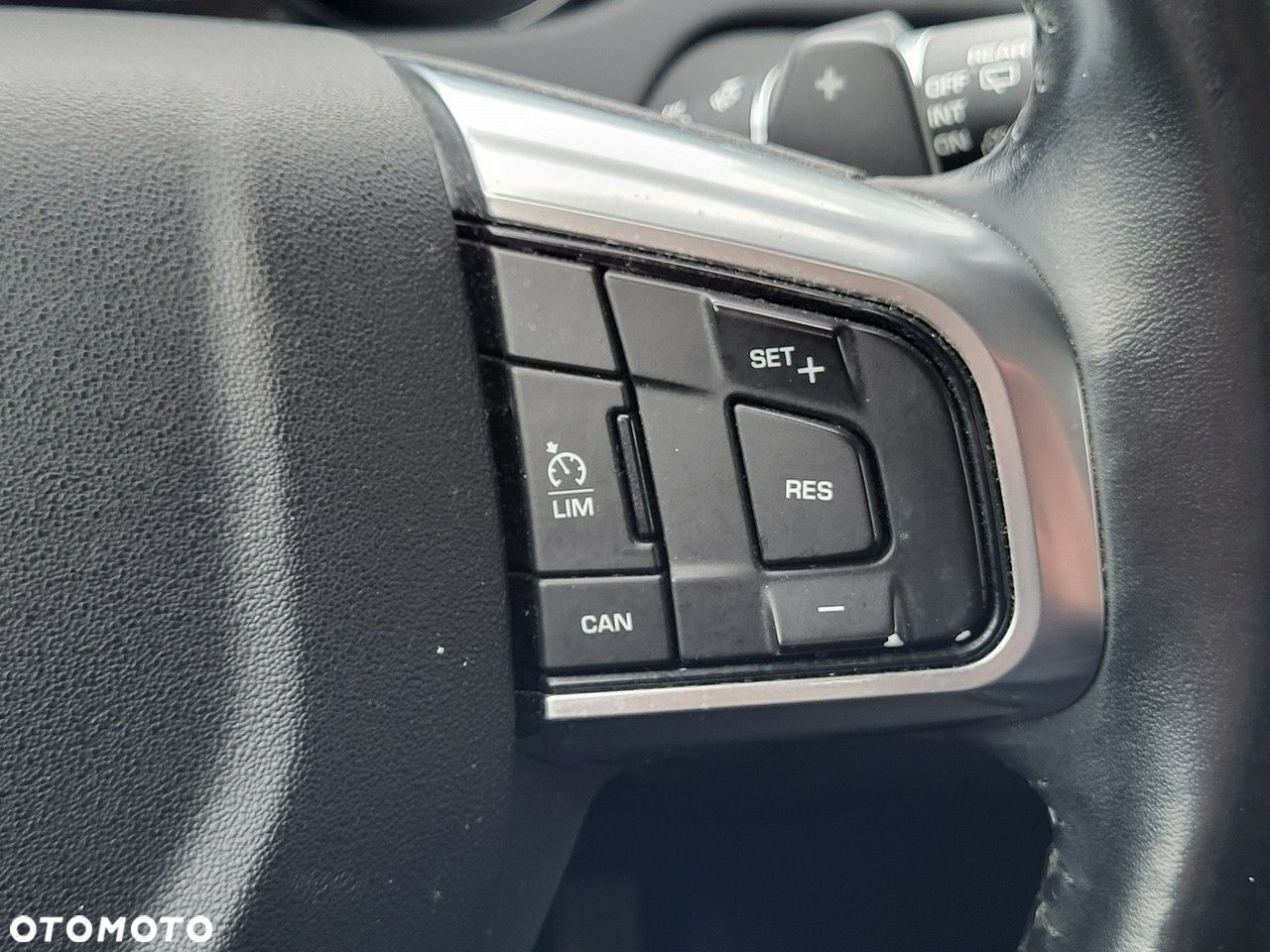 Land Rover Discovery Sport - 26