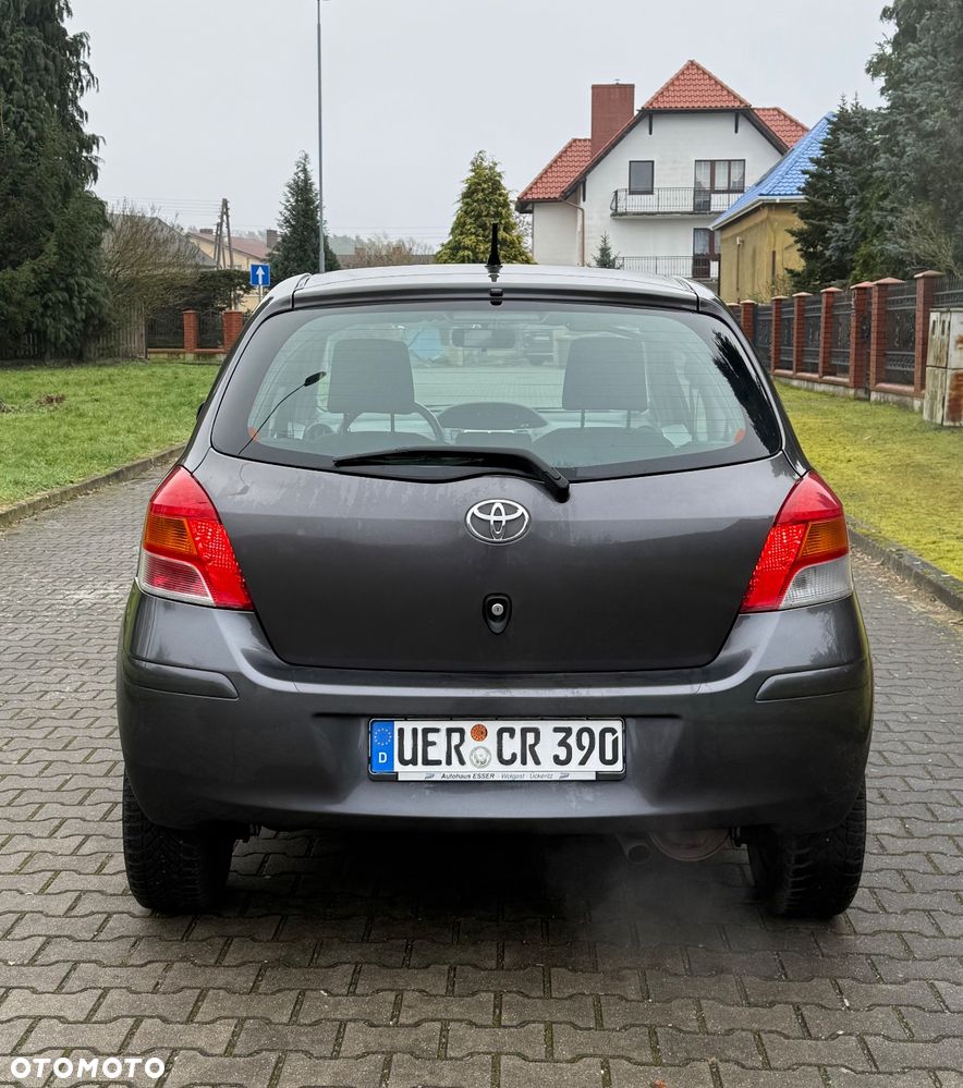 Toyota Yaris 1.33 VVT-i Executive - 6