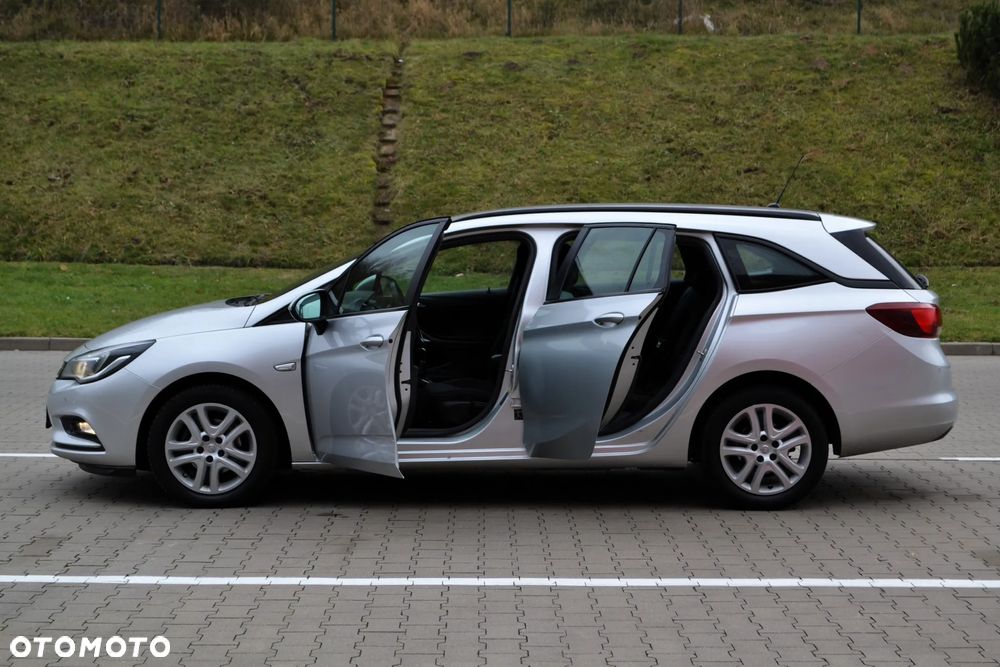 Opel Astra 1.6 CDTI Enjoy S&S - 26