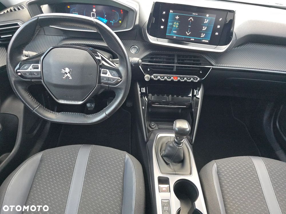 Peugeot 2008 PureTech 130 Allure Pack - 27