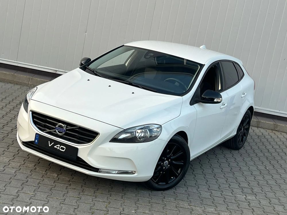 Volvo V40 - 8