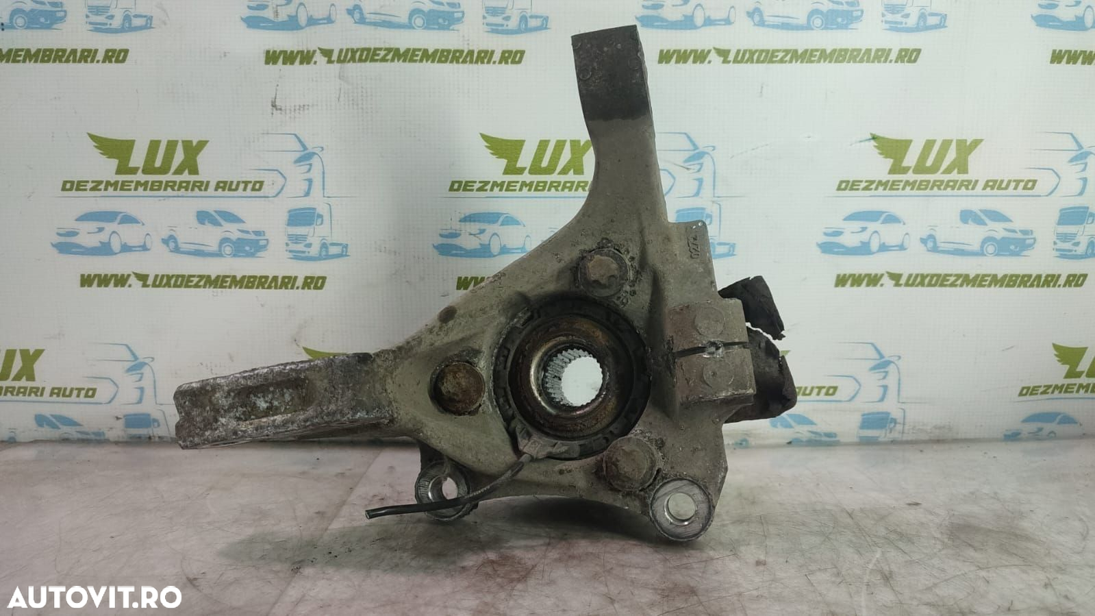 Fuzeta dreapta fata 1.8 benzina Opel Vectra C [2002 - 2005] 1.8 benzi - 2