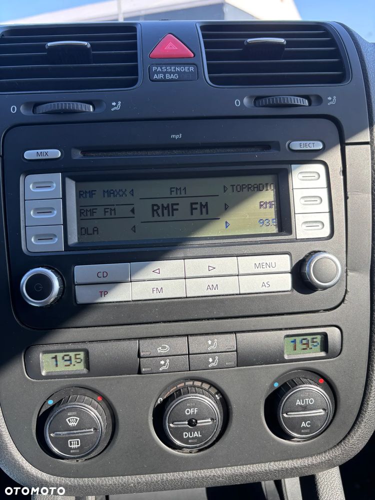 Volkswagen Golf 2.0 TDI United - 13