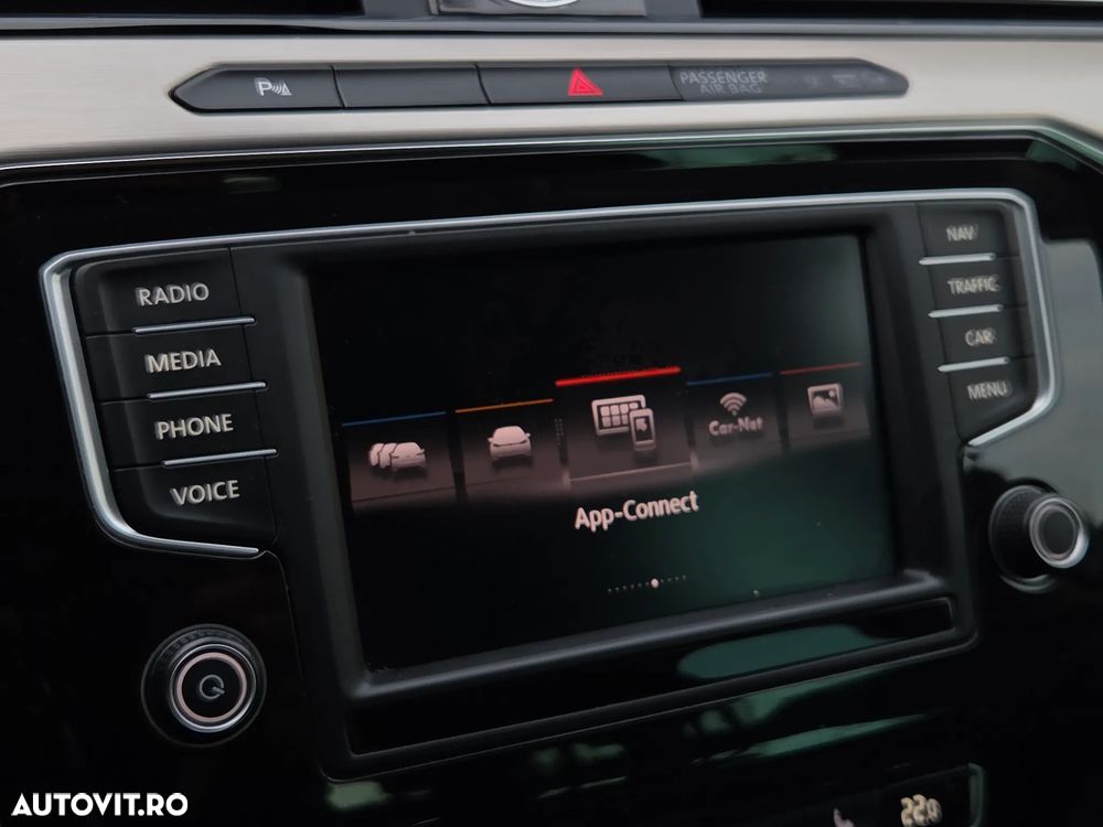 Volkswagen Passat Variant 2.0 TDI SCR 4Motion DSG (BMT) Highline - 30