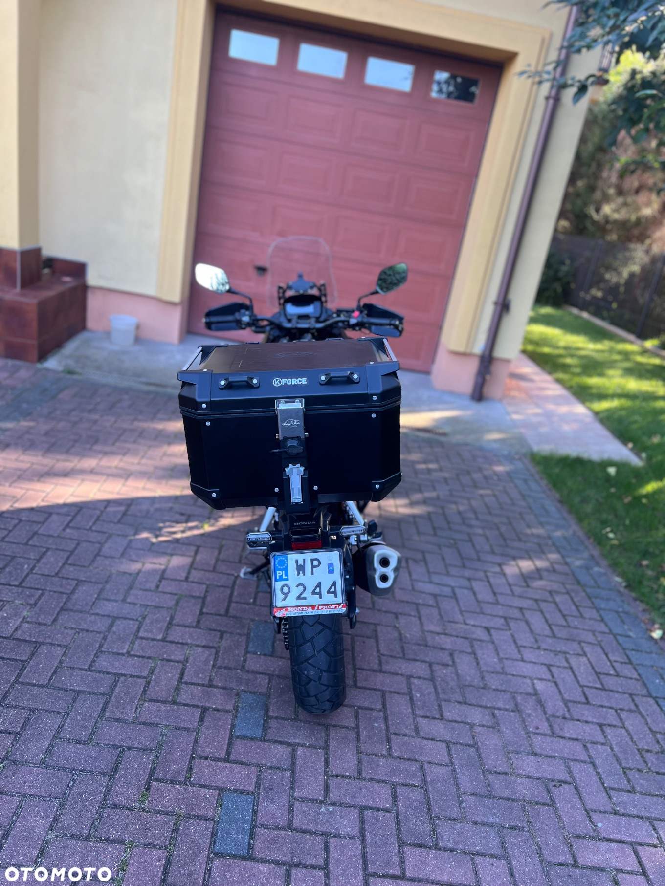 Honda CB - 8
