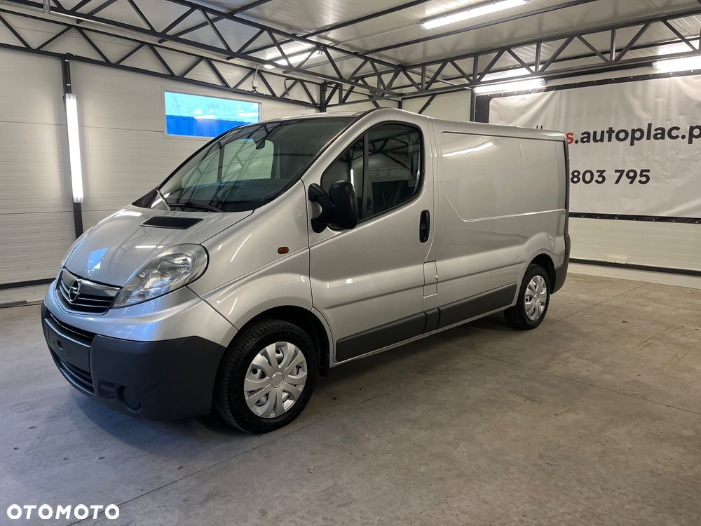 Opel Vivaro - 2