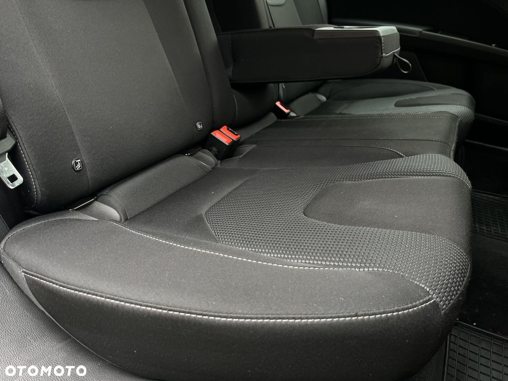 Ford Mondeo 2.0 EcoBlue Titanium - 35