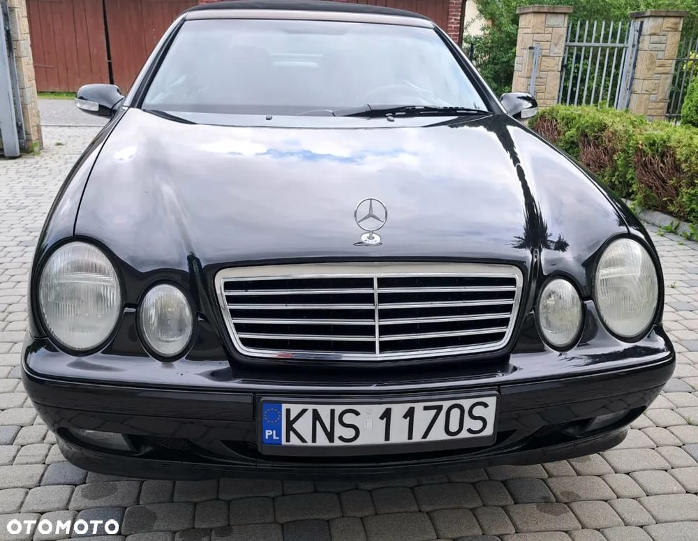 Mercedes-Benz CLK - 9