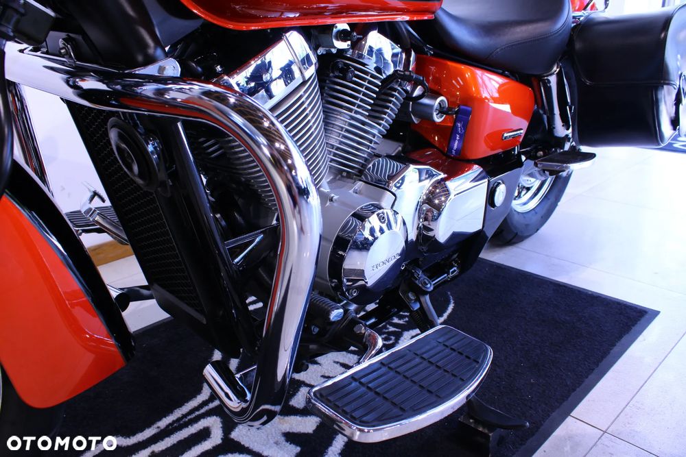 Honda VT - 23