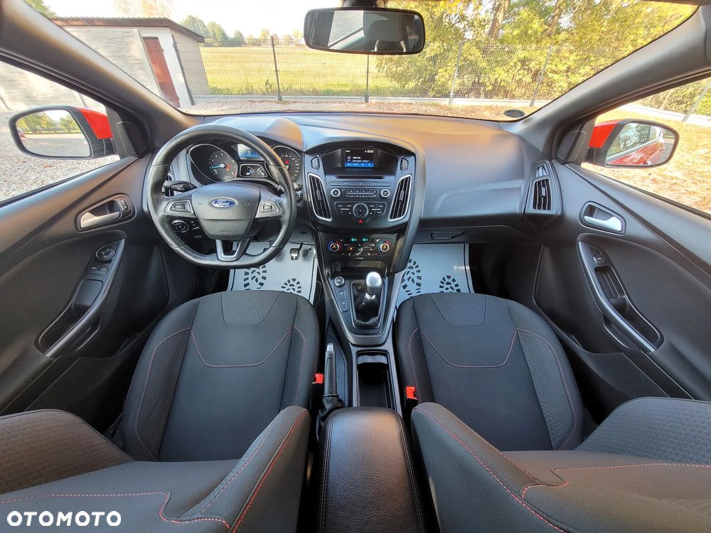Ford Focus - 18
