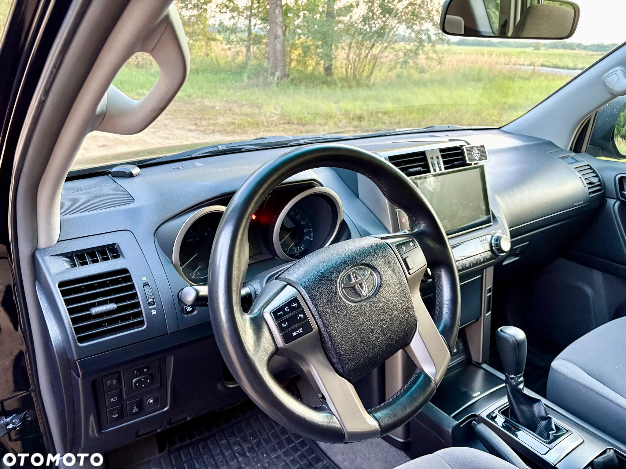 Toyota Land Cruiser LC 3.0 D-4D Prestige - 10