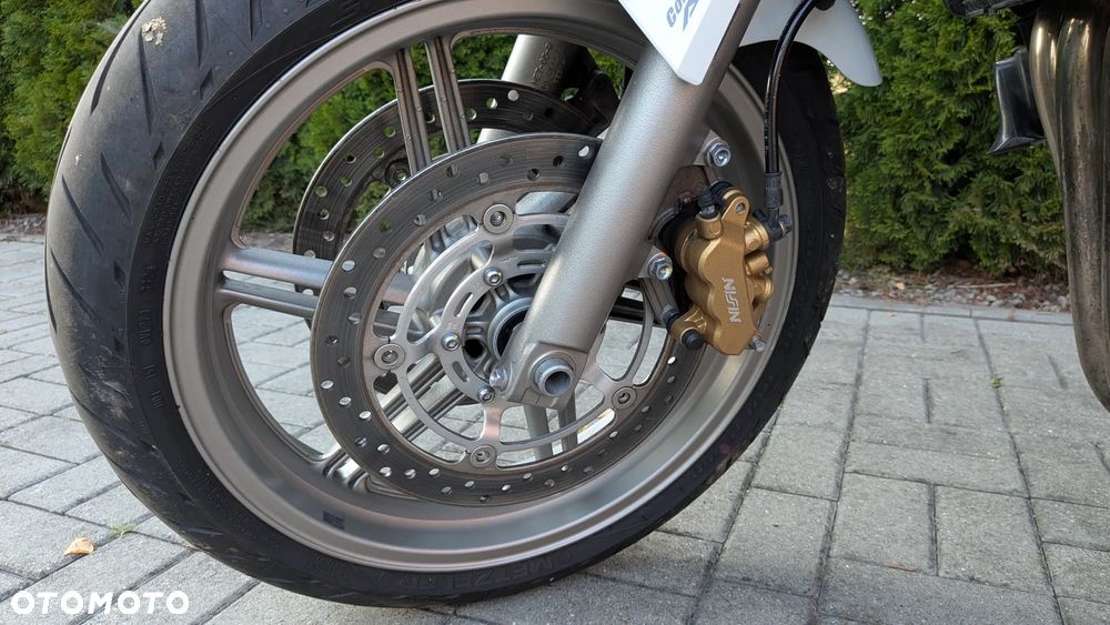 Honda CBF - 37